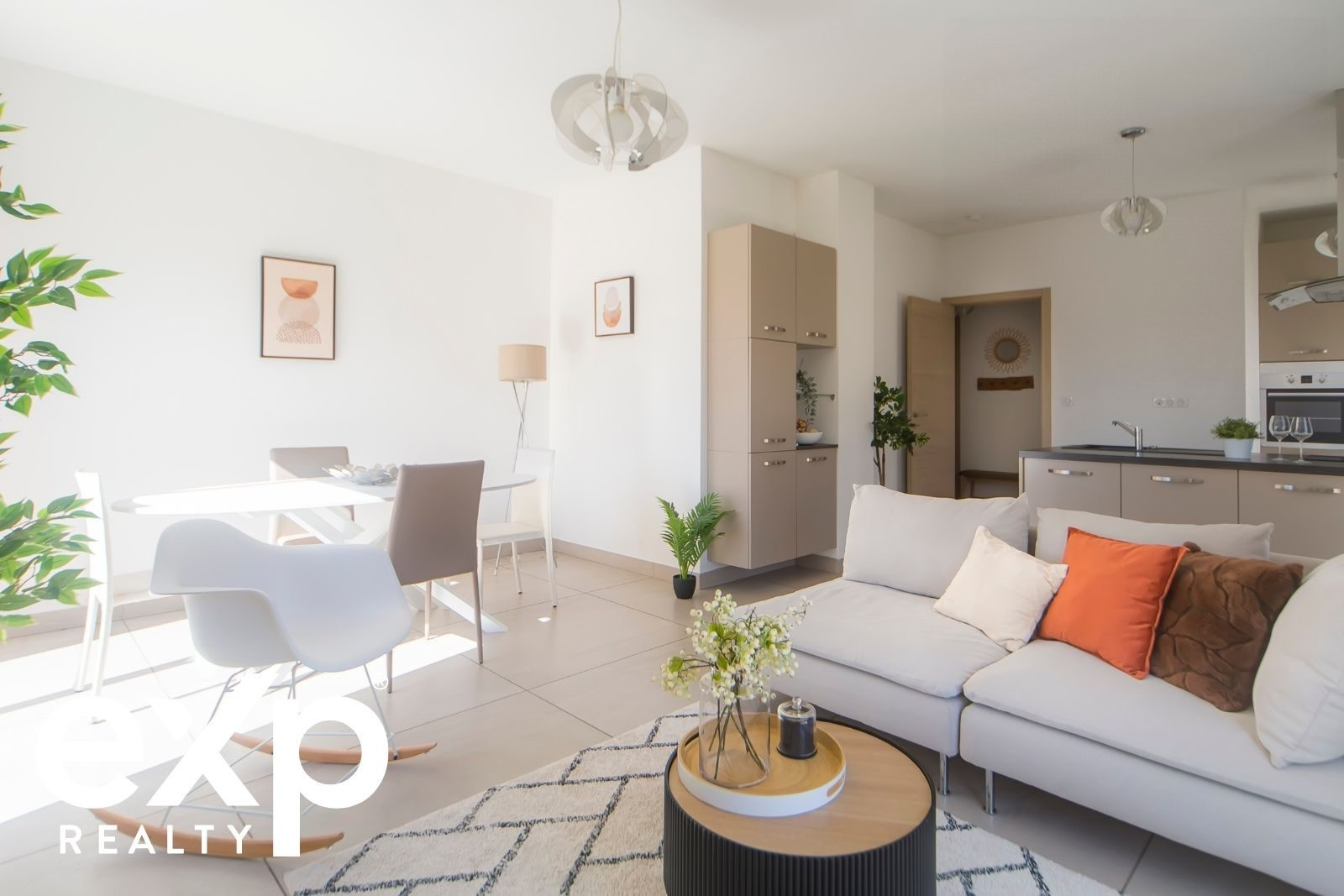 Dernier étage – Terrasse exceptionnelle de 100 m² – Vue dégagée – Pigonnet 2